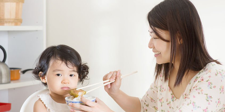 feeding-your-child